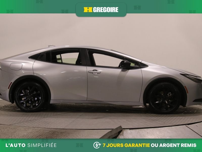 2024 Toyota Prius Silver Blainville - photo #10