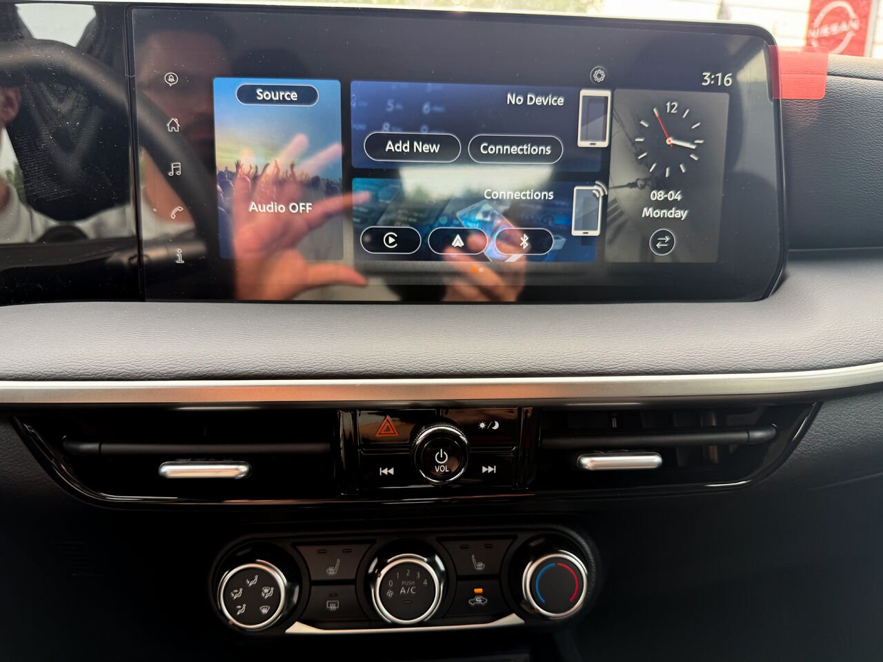 2025 Nissan Kicks KICKS S FWD Aspen White TriCoat Châteauguay - photo #14