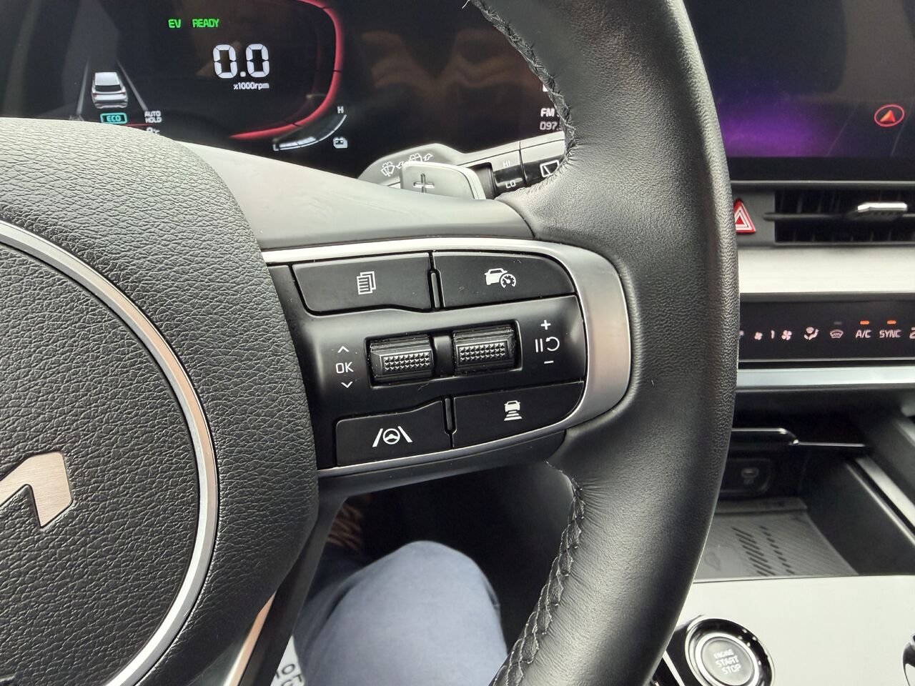 Kia Sportage 2024 Noir Thetford Mines - photo #20