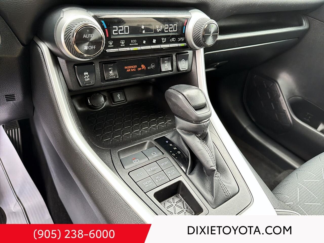 2022 Toyota RAV4 XLE AWD / HEATED SEATS / MOONROOF / ALLOY WHEELS / CARPLAY AND ANDROID AUTO Silver Sky Metallic Mississauga - photo #16