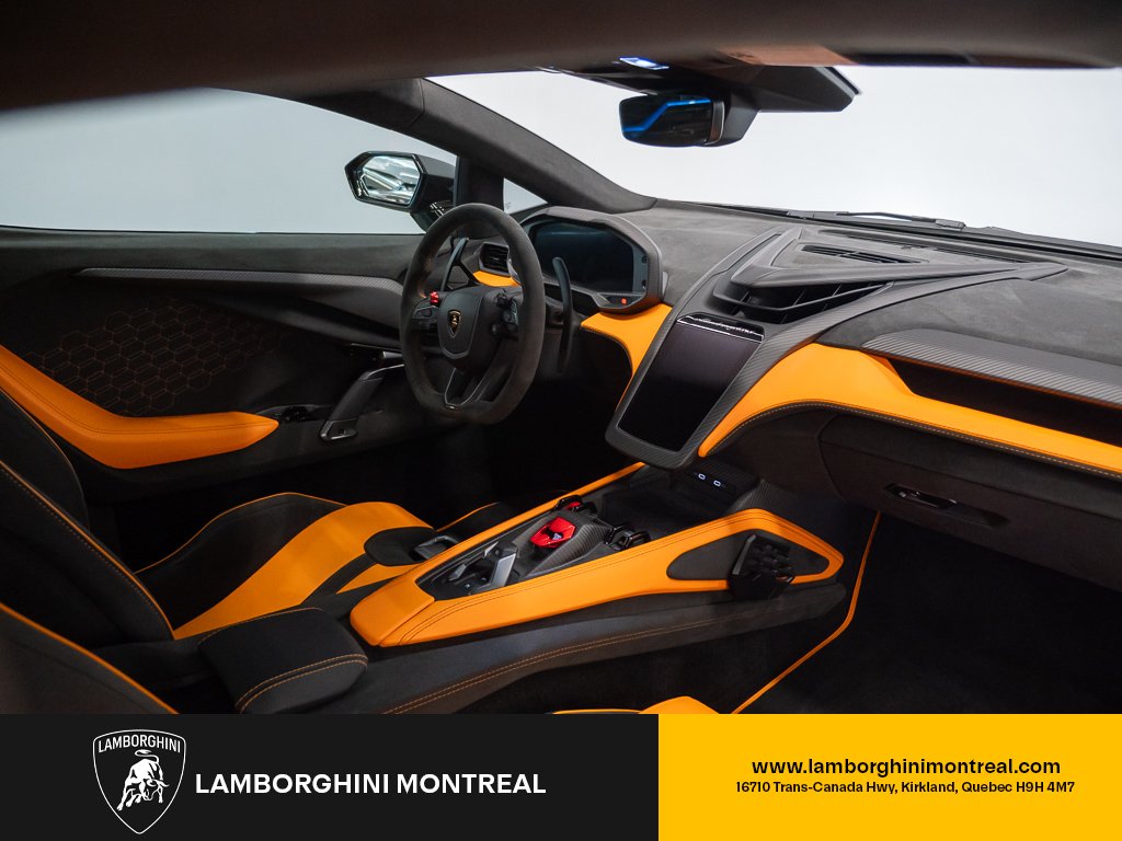 2024 Lamborghini Revuelto PRE-OWNED Kirkland - photo #16