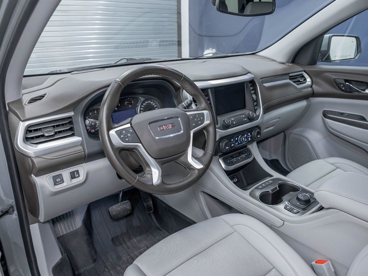 GMC Acadia SLT AWD *NAV* CUIR SIÈGES CHAUF HAYON ELECT BOSE 2023 Gris Saint-Jérôme - photo #1
