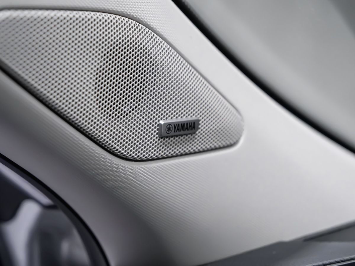 Mitsubishi Outlander PHEV ES 2026 Gris graphite métallisé Montréal - photo #9