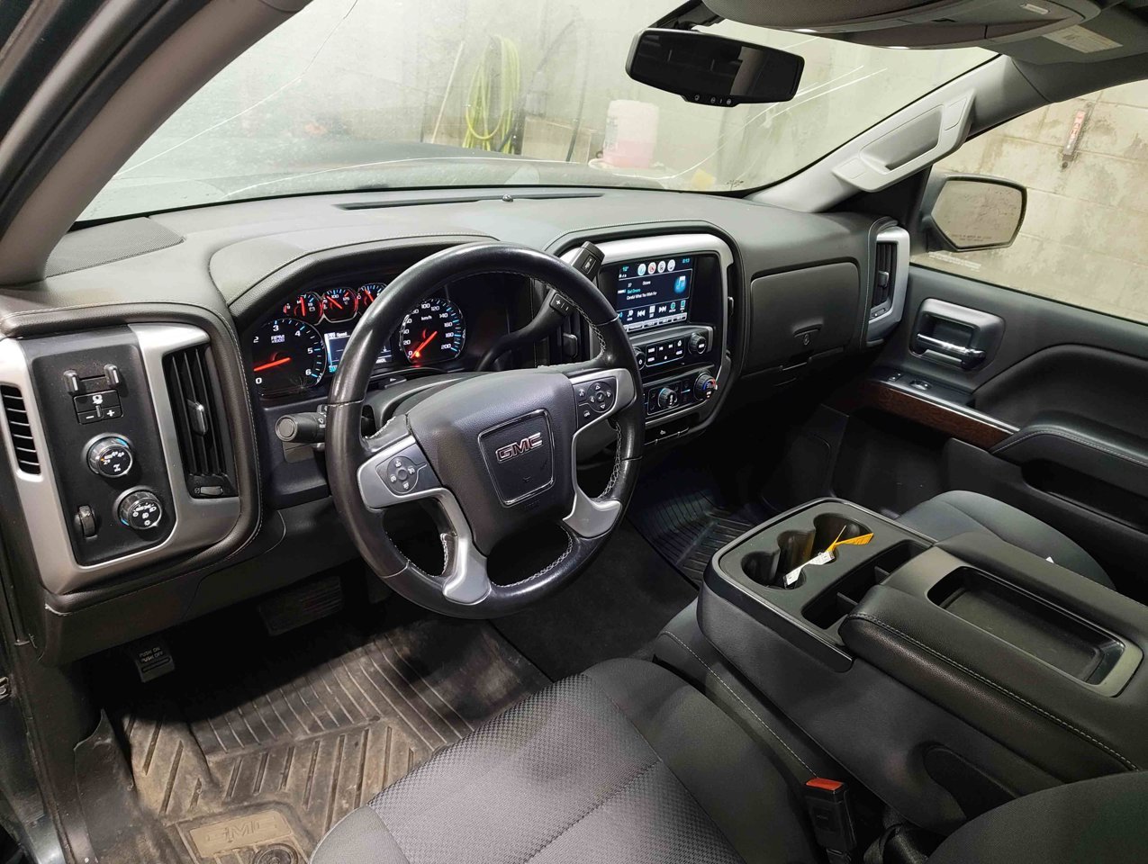 2018 GMC Sierra 1500 4WD Crew Cab 143.5 SLE Grey Sherwood Park - photo #6