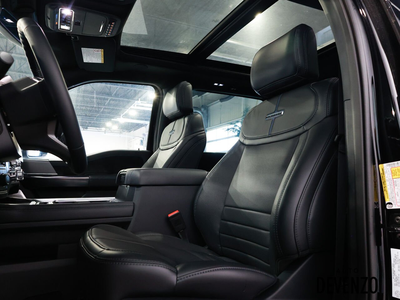 2026 Ford Super Duty F-450 DRW Black Saint-Eustache - photo #13