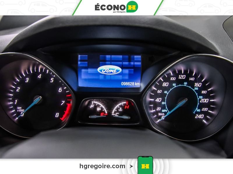 2015 Ford Escape Grey Laval - photo #12