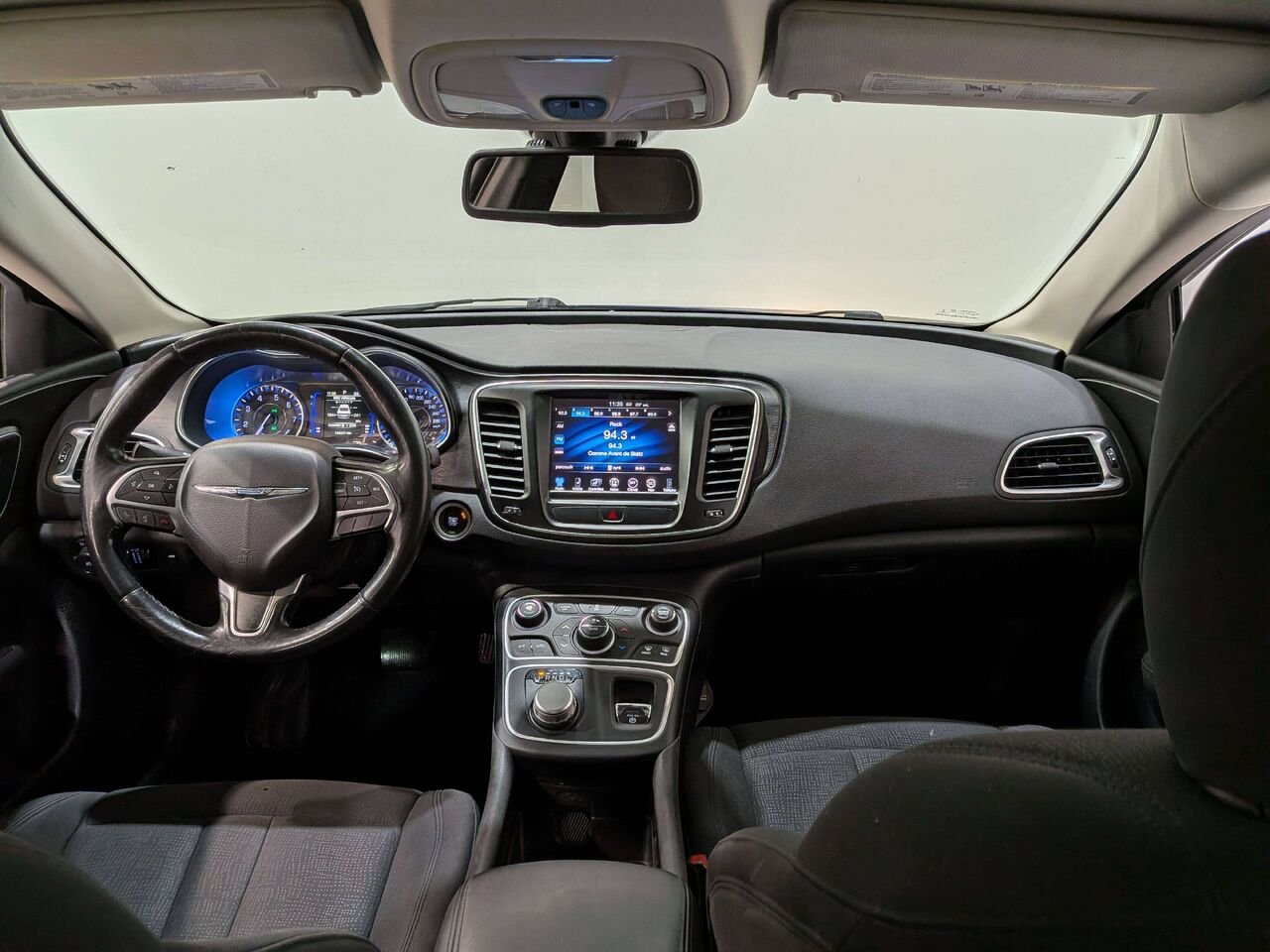 Chrysler 200 4dr Sdn Limited FWD 2016 Bleu Mirabel - photo #12