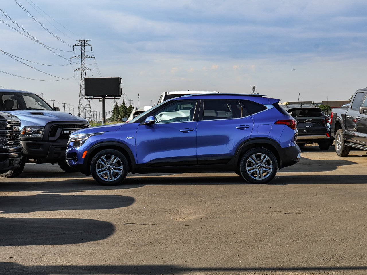 2023 Kia Seltos EX AWD Blue Sherwood Park - photo #4