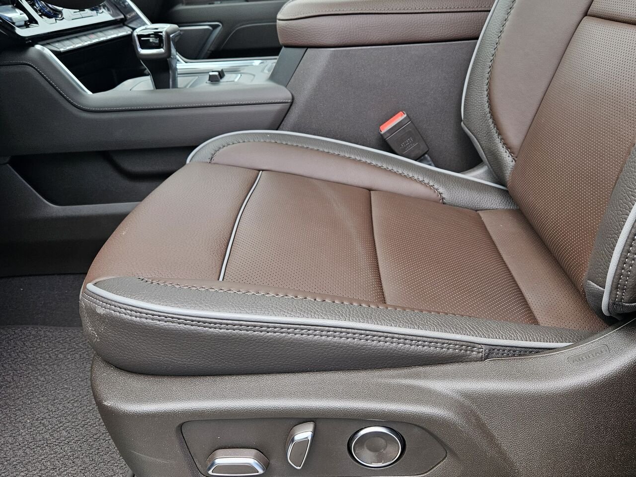 2026 GMC Sierra 1500 Denali cabine multiplace 4RM 147 po Onyx Black Thetford Mines - photo #13