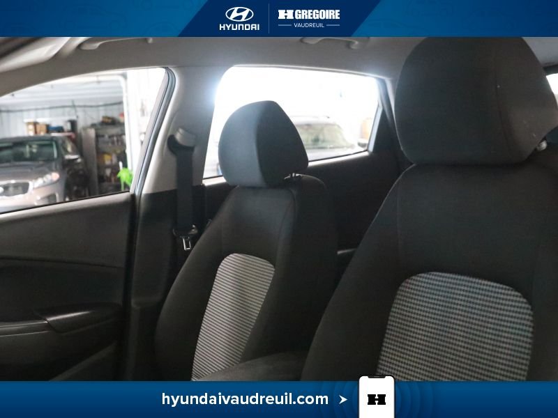 2021 Hyundai Kona Laval - photo #15