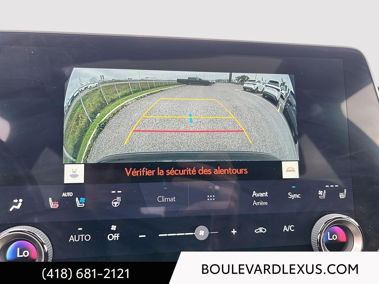 Lexus RX 20029A | RX 350h BA 2024 Bleu Québec - photo #15