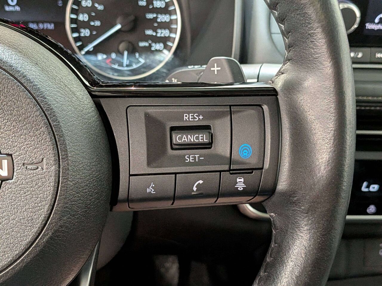 2023 Nissan Rogue AWD SV Moonroof Grey Val-David - photo #16