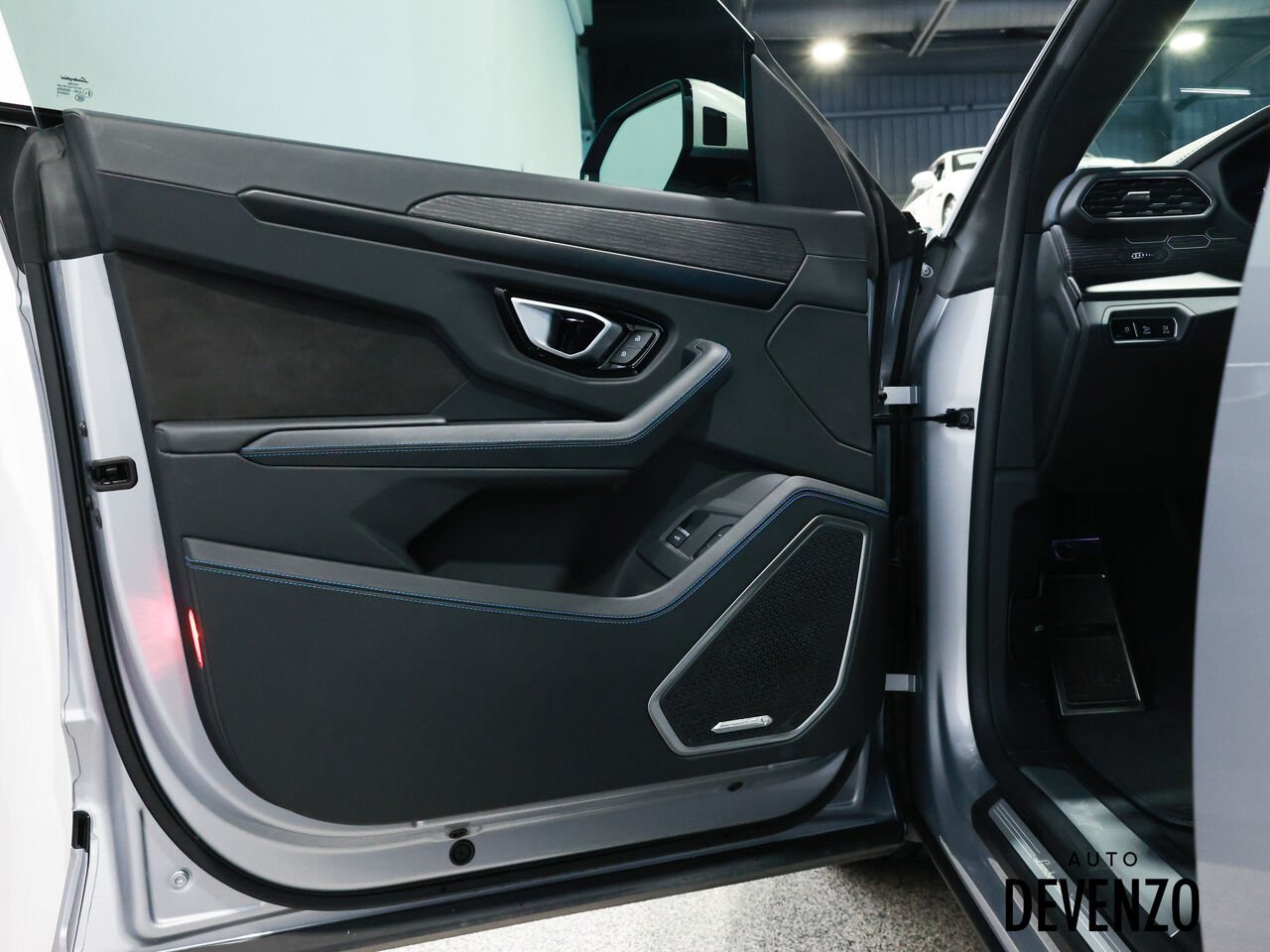 Lamborghini Urus S 2023 Gris Saint-Eustache - photo #9
