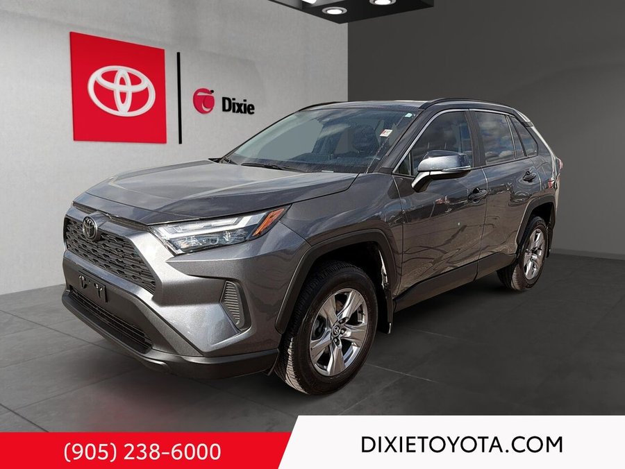 2024 Toyota RAV4 XLE AWD White