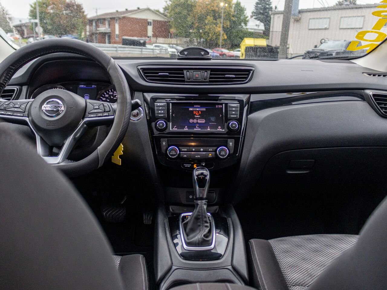 2019 Nissan Qashqai SV AWD Grey Châteauguay - photo #24