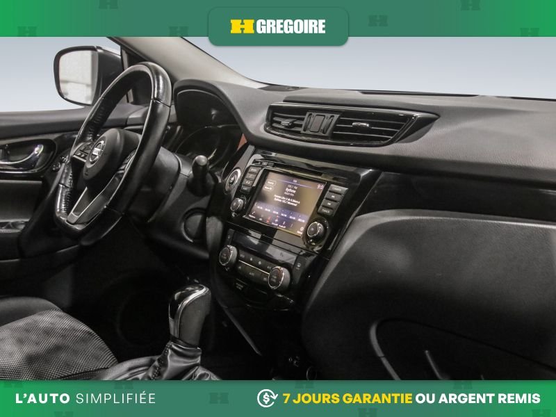 2019 Nissan Qashqai White Blainville - photo #31