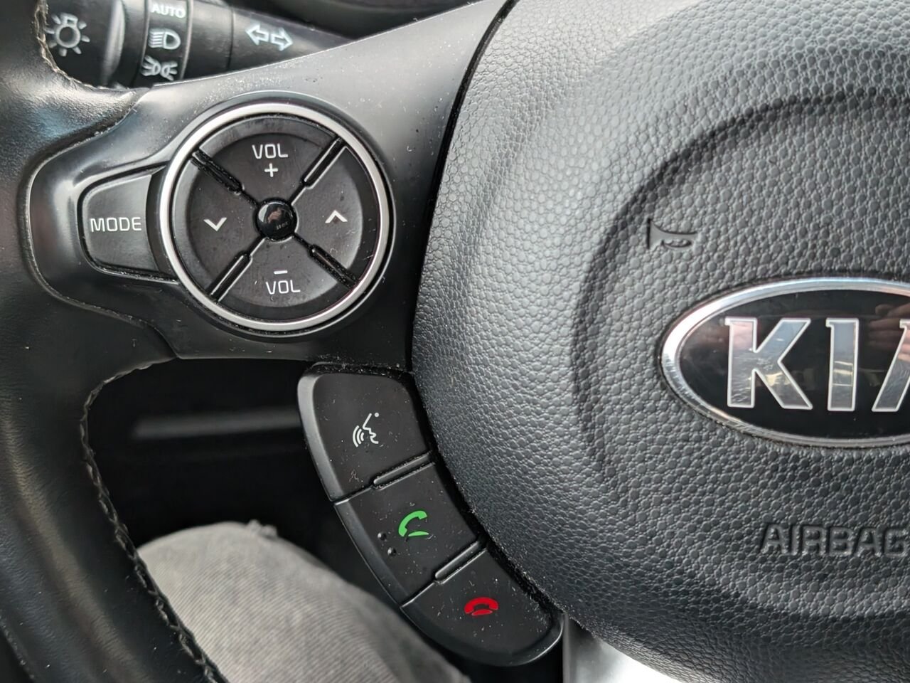 Kia Soul EX/SIÈGES CHAUFFANTS/VOLANT CHAUFFANT/AC BIZONE/BLUETOOTH 2019 Gris Sherbrooke - photo #12