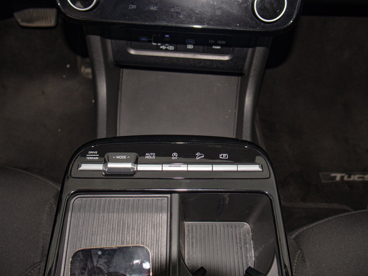 2025 Hyundai Tucson Preferred AWD Grey Sherwood Park - photo #28