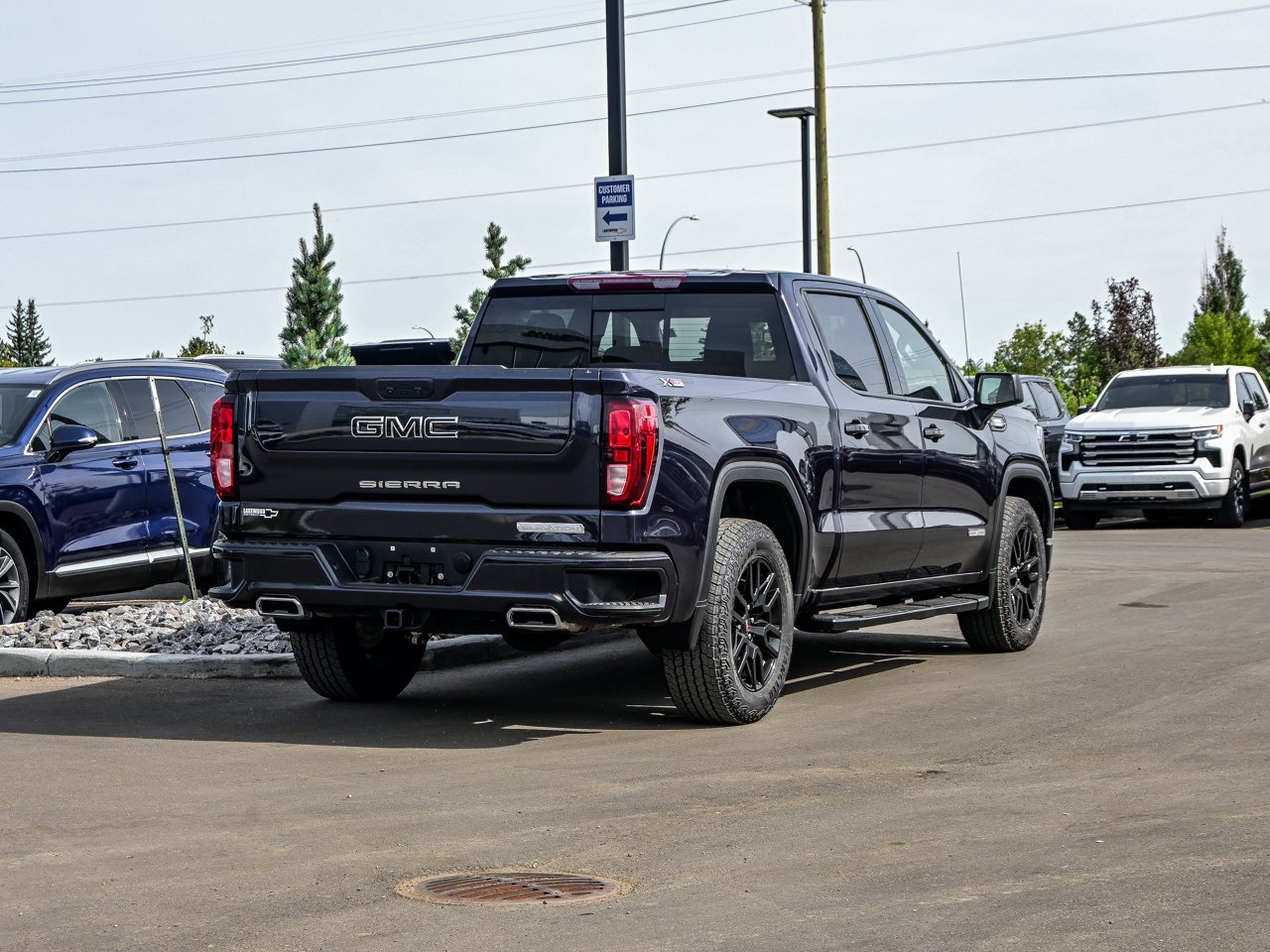 2024 GMC Sierra 1500 4WD Crew Cab 147 Elevation Black Sherwood Park - photo #12