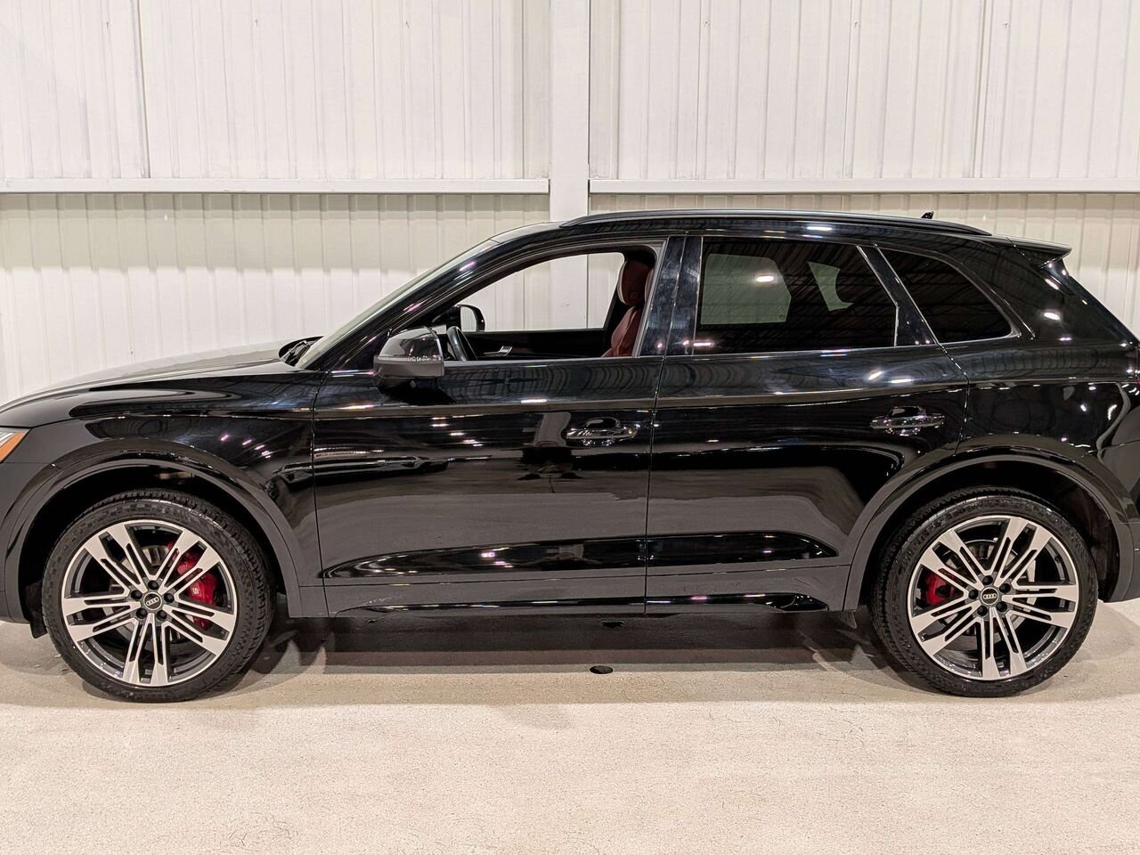 2022 Audi SQ5 Progressiv 3.0 TFSI quattro Black Val-David - photo #4