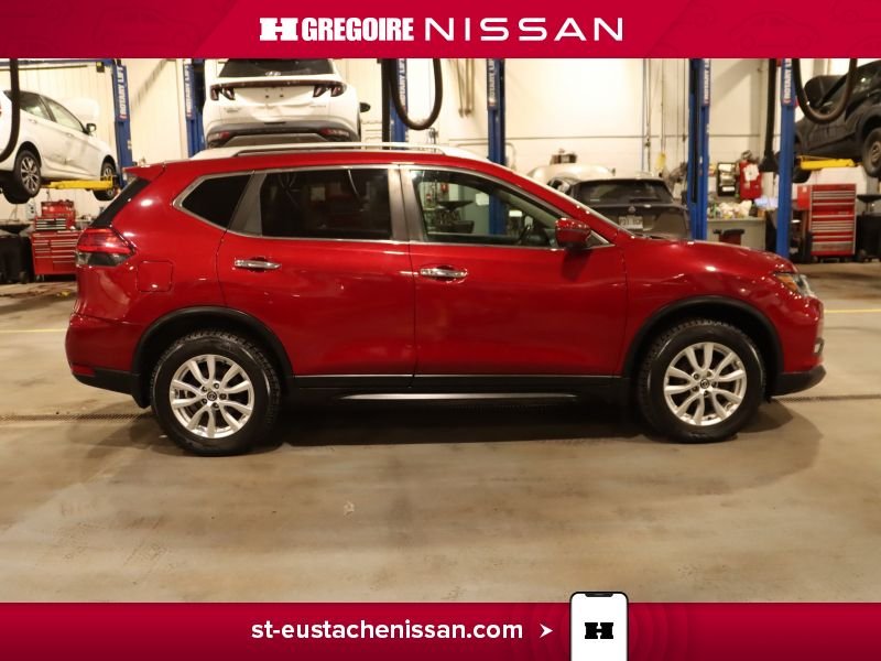 2017 Nissan Rogue Red Laval - photo #13