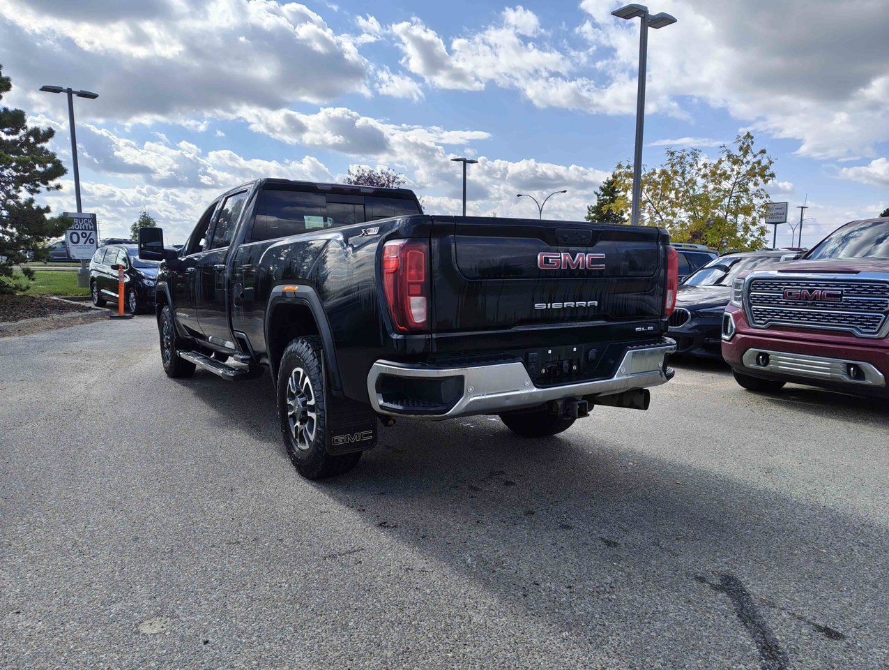 2024 GMC Sierra 3500HD 4WD Crew Cab 172 SLE Black Sherwood Park - photo #4