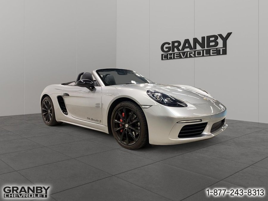 Porsche 718 Boxster S roadster 2018 Gris
