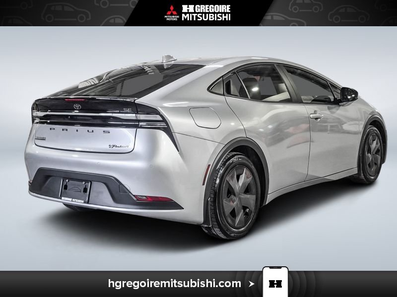 Toyota Prius 2024 Argent Laval - photo #8