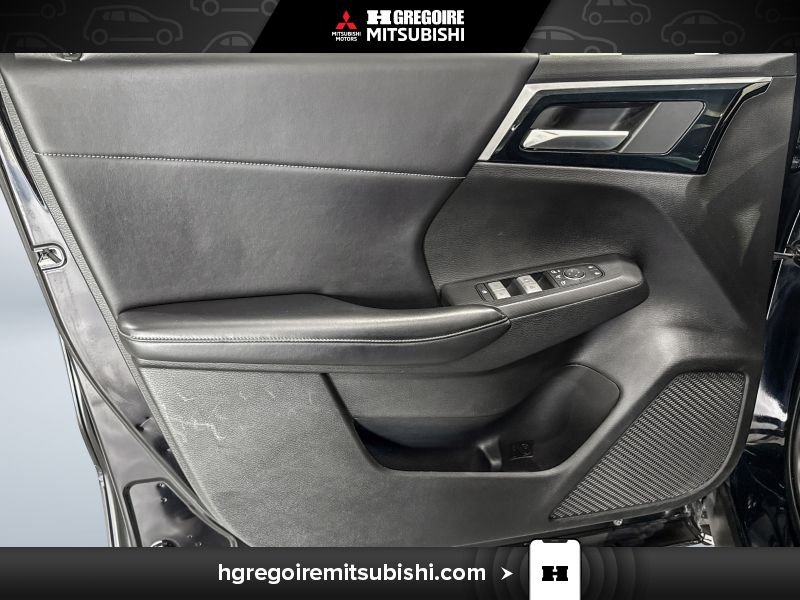 Mitsubishi Outlander 2022 Noir Blainville - photo #12