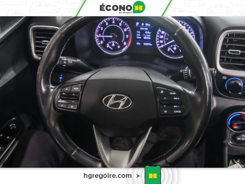 2020 Hyundai Venue Red Laval - photo #12