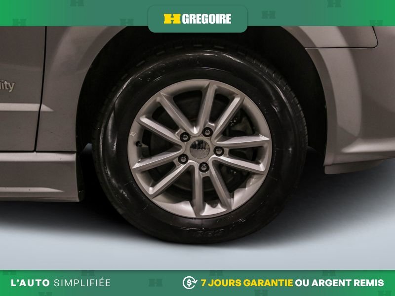 2019 Dodge GR Caravan Silver Blainville - photo #30