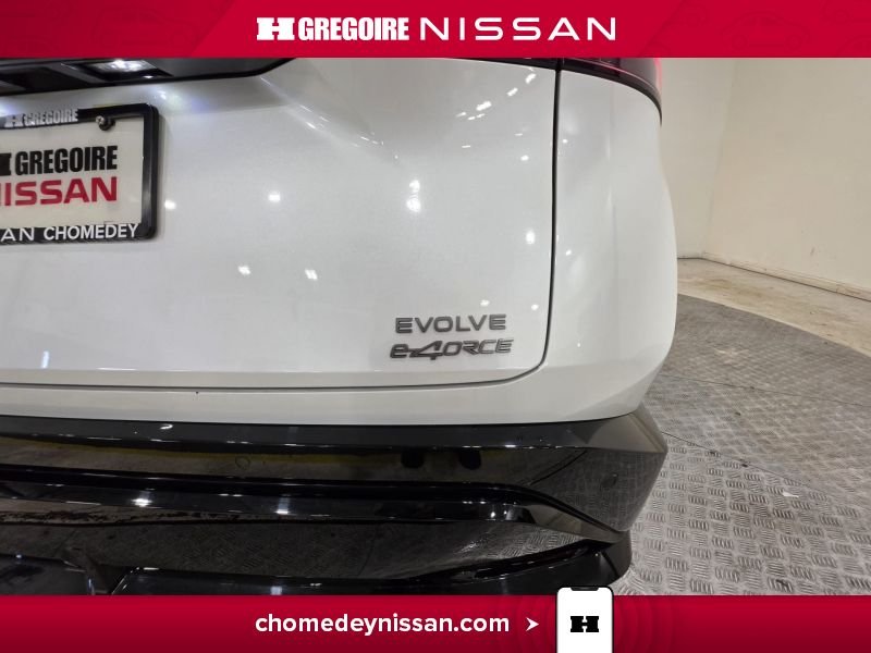 2024 Nissan Ariya White Laval - photo #32