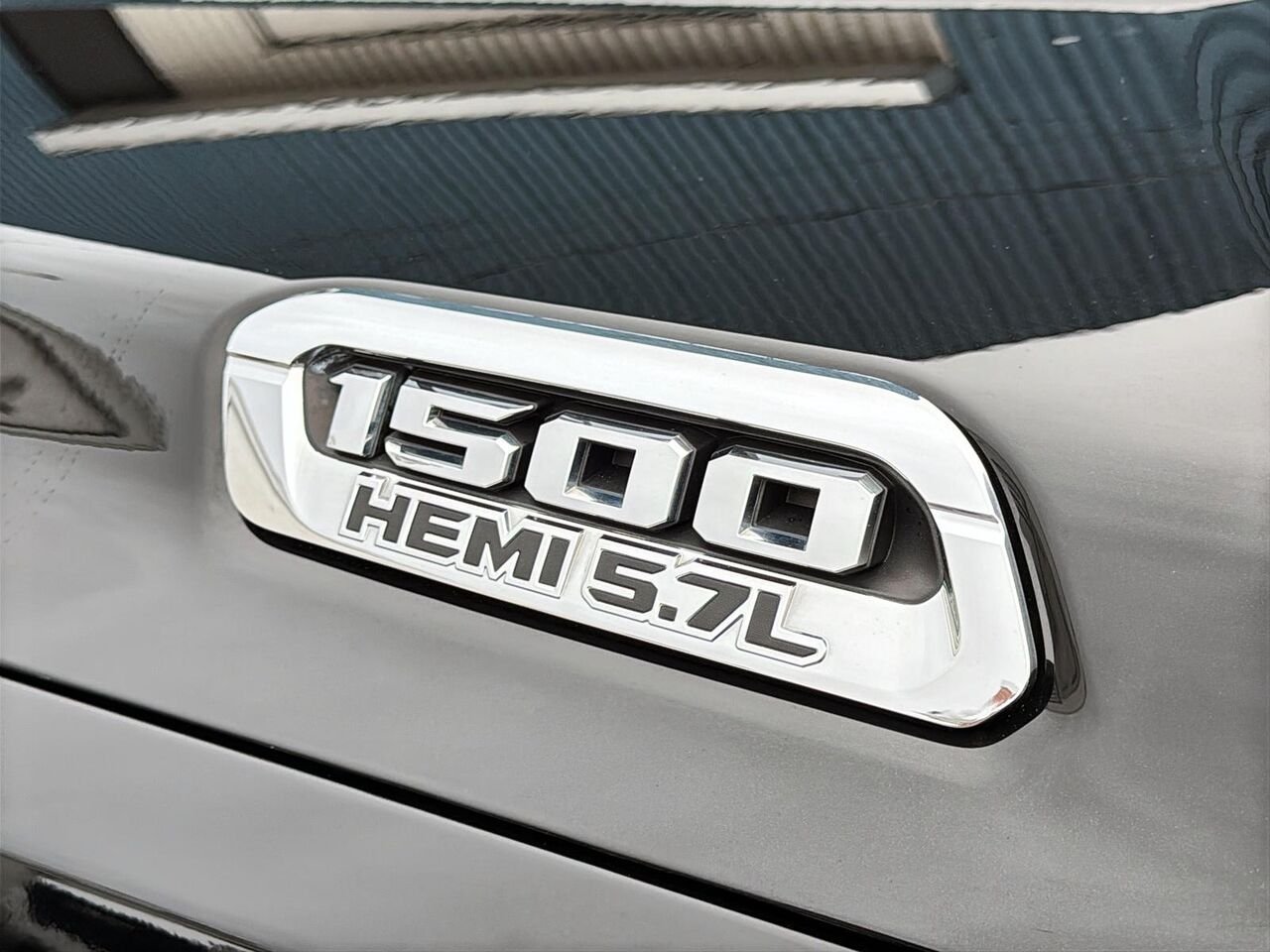 2022 RAM 1500 LIMITED Black Saint-Hyacinthe - photo #5