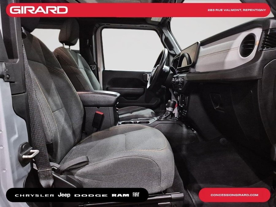 JEEP WRANGLER SPORT 2024 Argent