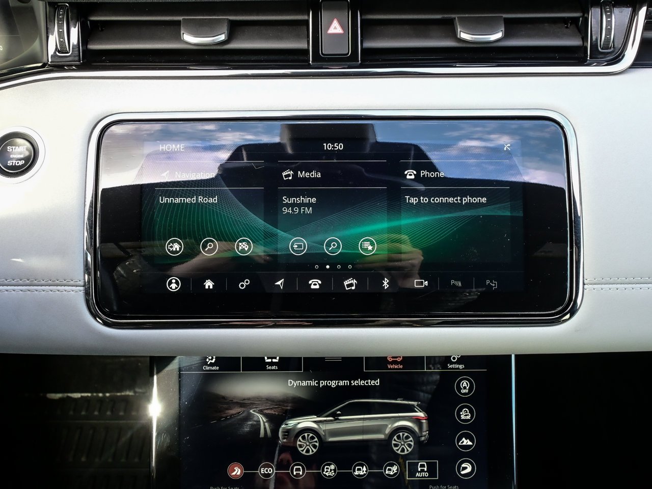 2020 Land Rover Range Rover Evoque P250 First Edition White Sherwood Park - photo #26