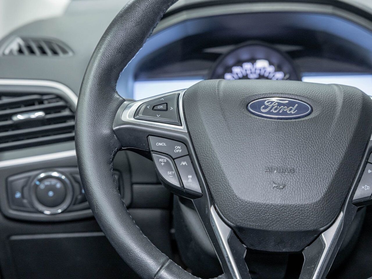 2023 Ford Edge SEL AWD *NAV* REGUL ADAPT *SIEGES CHAUF* CARPLAY Grey Saint-Jérôme - photo #14