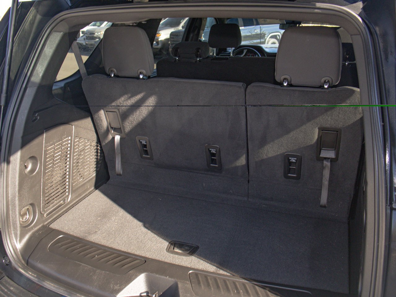 2024 Chevrolet Tahoe 4WD 4dr LS Black Sherwood Park - photo #10