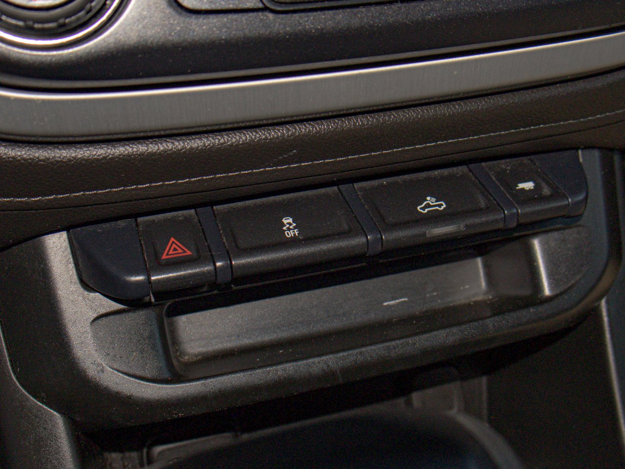 2021 GMC Canyon 4WD Crew Cab 128 Elevation Black Sherwood Park - photo #28