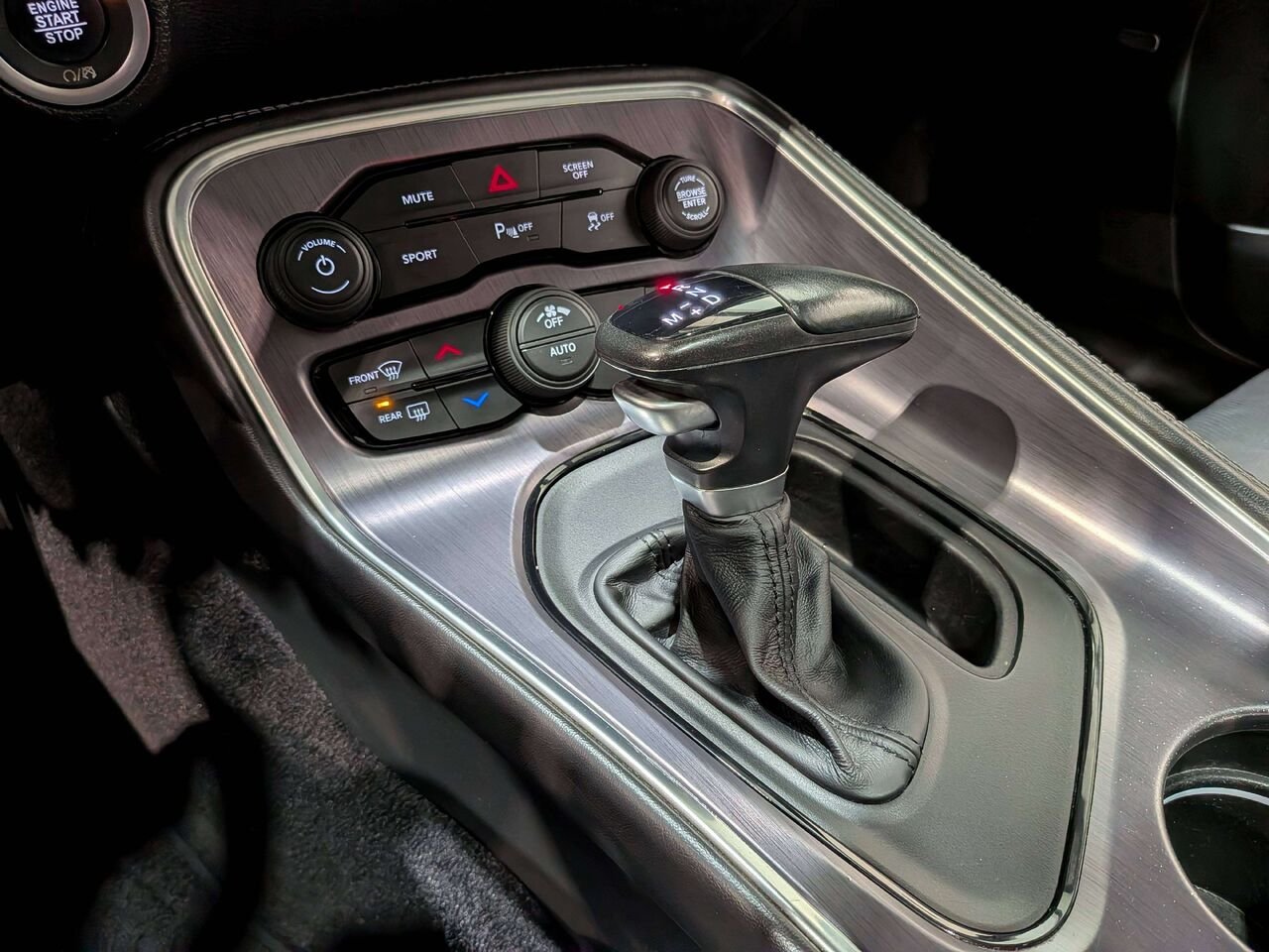 Dodge Challenger 2018 Gris Val-David - photo #27