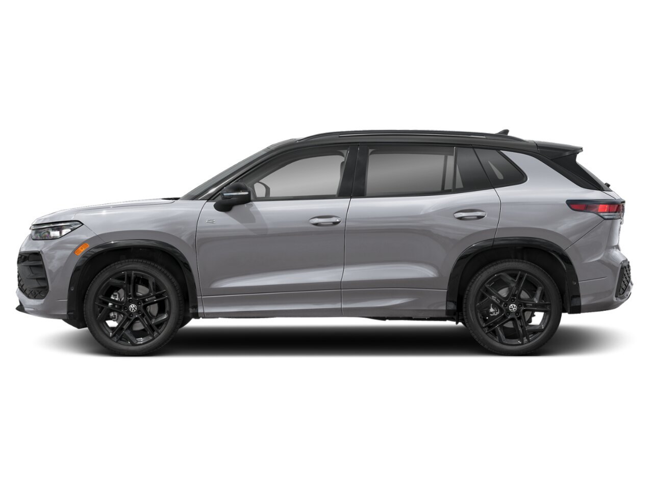 2026 Volkswagen Tiguan Pyrite Silver Metallic w/Black Roof Rouyn-Noranda - photo #2
