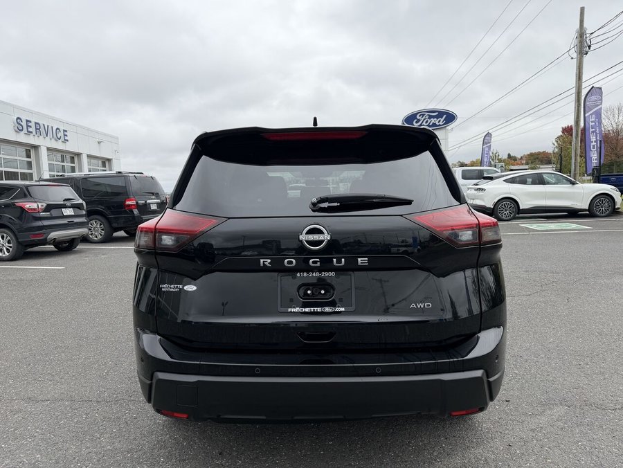 NISSAN ROGUE SV TI avec ensemble toit ouvrant 2025 Noir