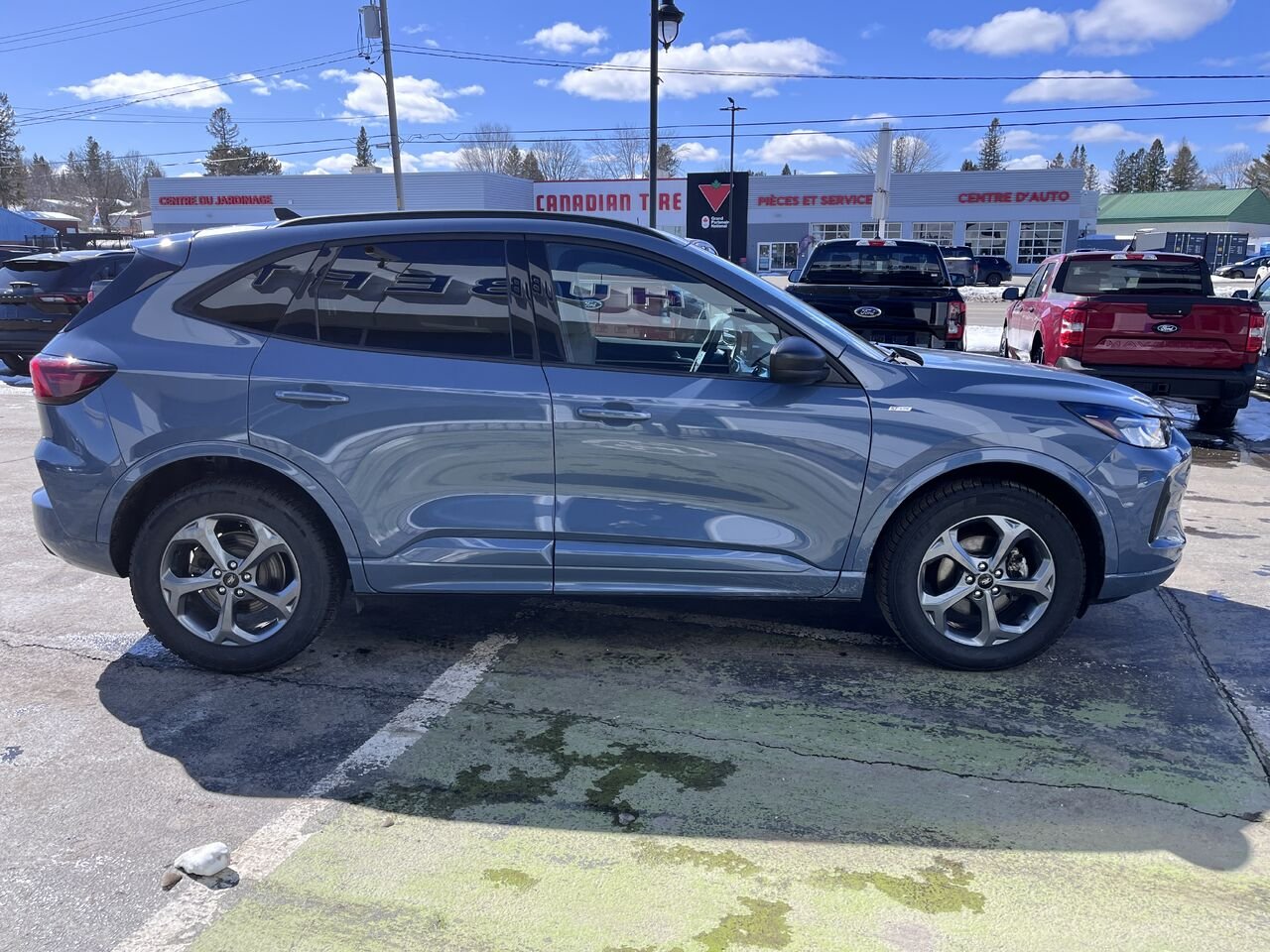 Ford Escape 2024 Bleu Mont-Laurier - photo #3