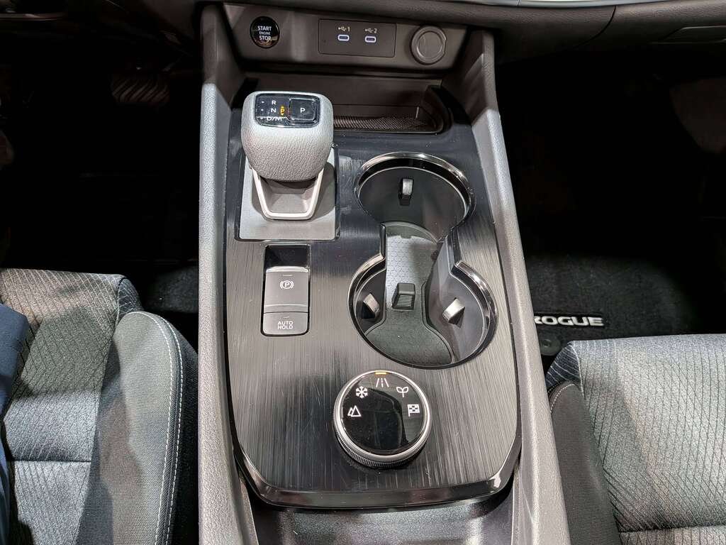 2024 Nissan Rogue AWD SV Moonroof Red Val-David - photo #28