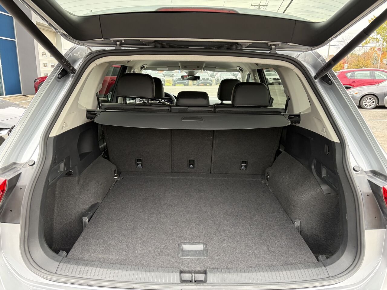 2024 VOLKSWAGEN TIGUAN SE/WOLFSBURG Comfortline 4MOTION Grey Montmagny - photo #7