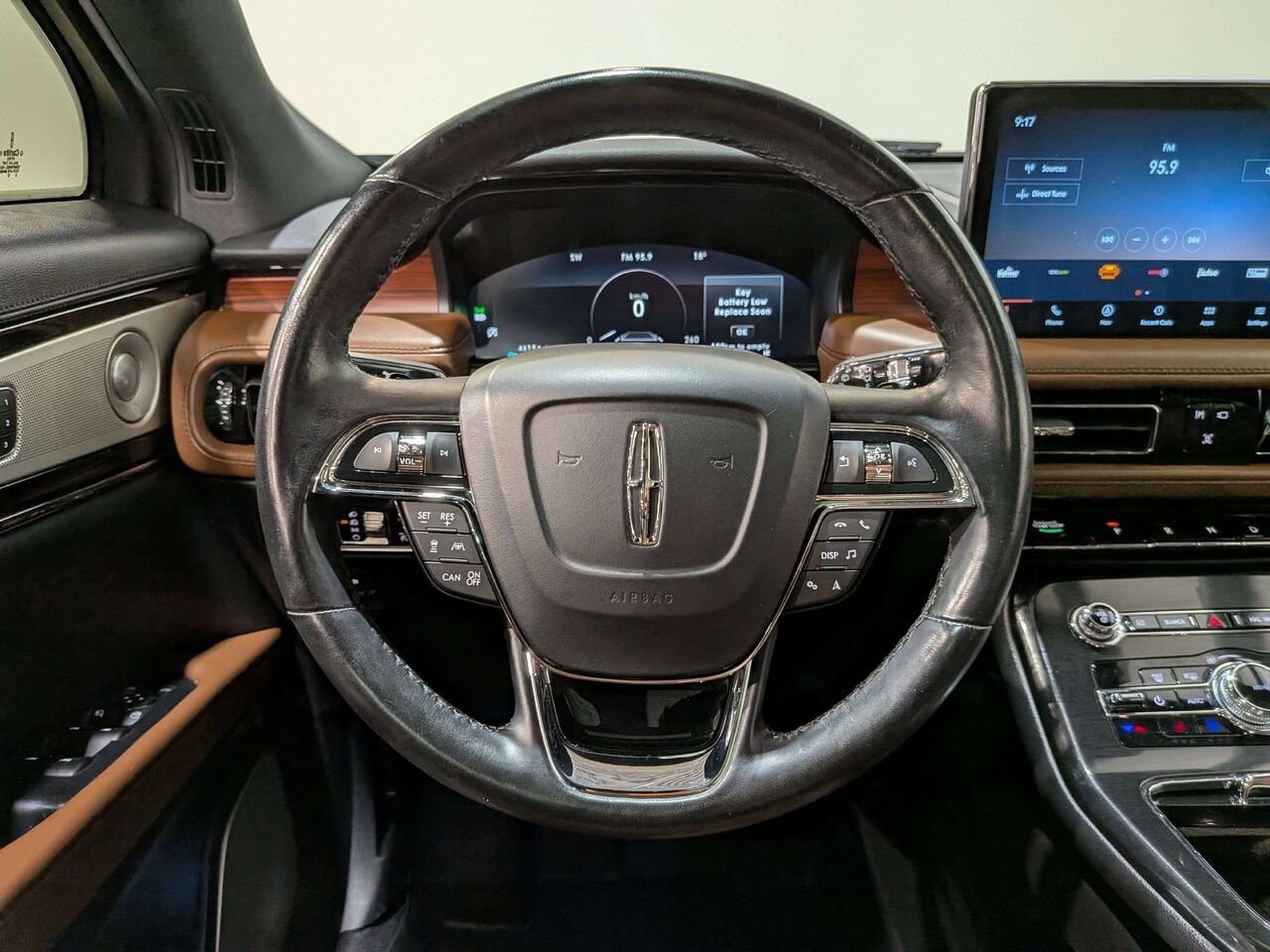 2022 Lincoln Nautilus Reserve AWD Black Val-David - photo #15