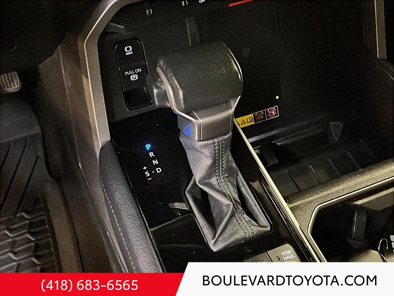 Toyota Tundra 100335A-21 | LIMITED CREWMAX, BOITE 6 PIEDS 2025 Gris Québec - photo #16