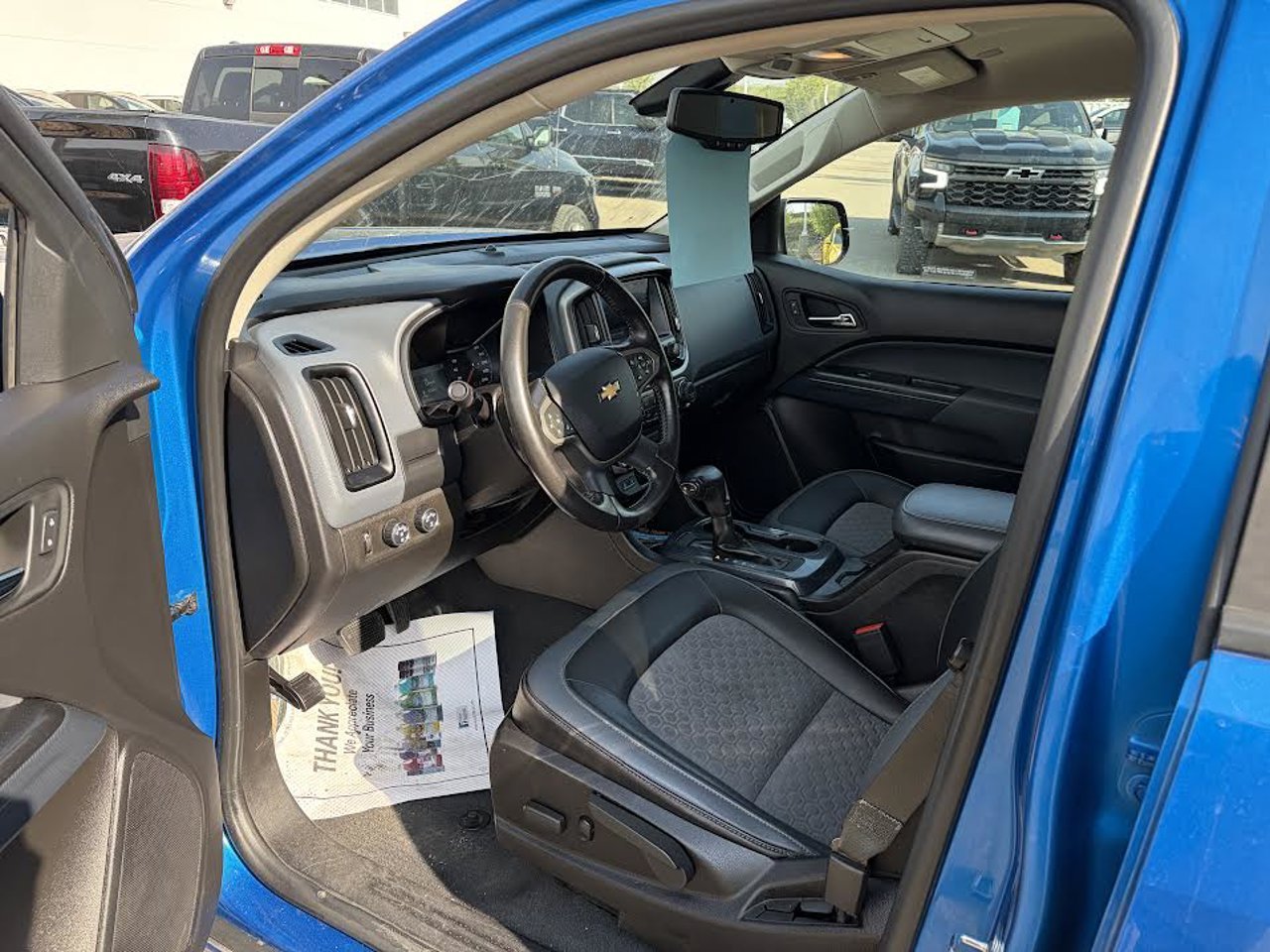 2021 Chevrolet Colorado 4WD Crew Cab 128 Z71 Blue Sherwood Park - photo #6