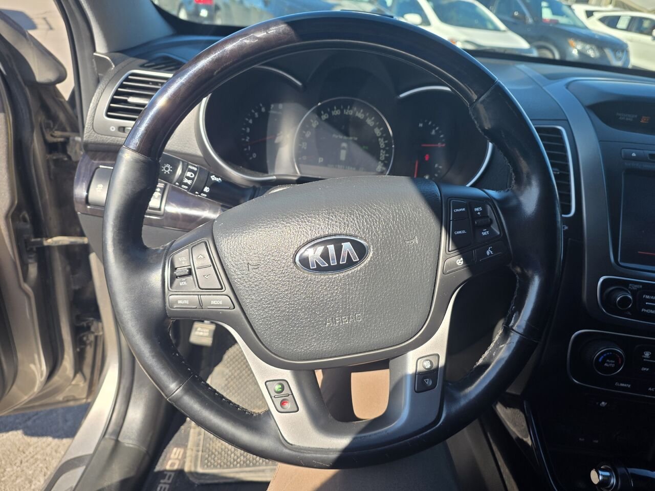 2014 Kia Sorento Silver  - photo #13