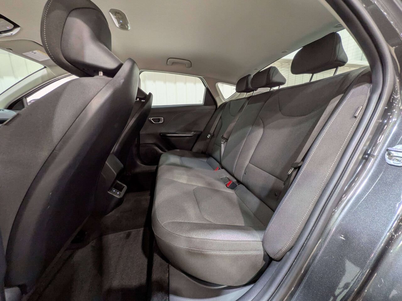 2025 Kia K4 LX FWD Grey Val-David - photo #10