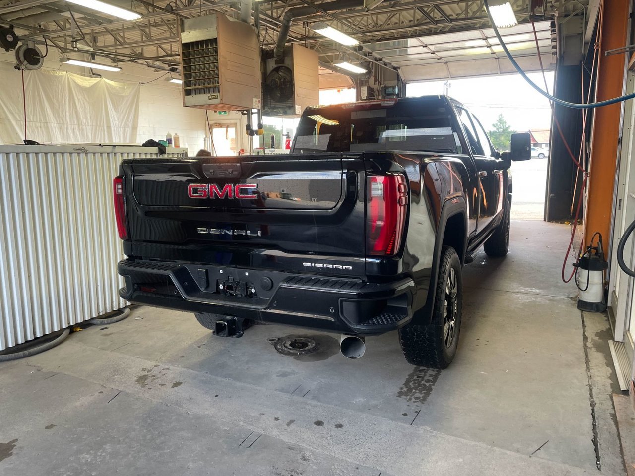 2024 GMC Sierra 2500HD DENALI CREW 4X4 DIESEL *NAV* SIÈGES VENT PNBV 9900 Black Saint-Jérôme - photo #8